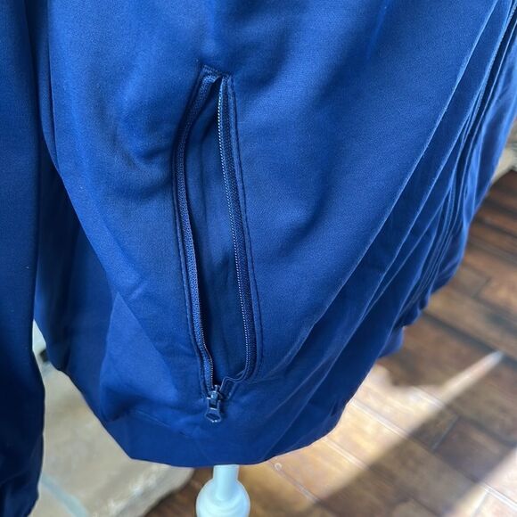 Walt Disney World 50th anniversary limited edition blue stripe track jacket NWT - Picture 6 of 10